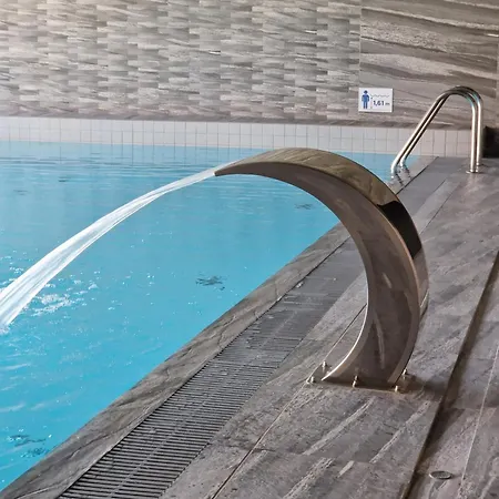 Porty C120 Kasprowicza Pool Sauna Parking Kolobrzeg
