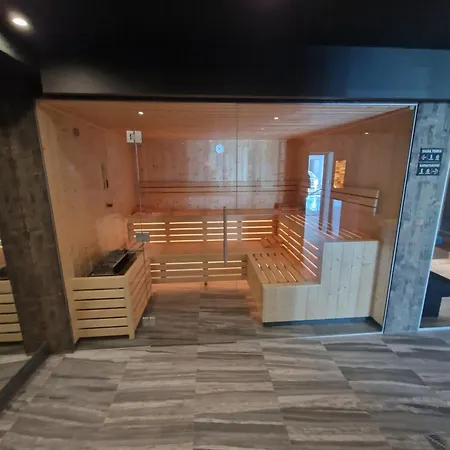 Porty C120 Kasprowicza Pool Sauna Parking Apartment